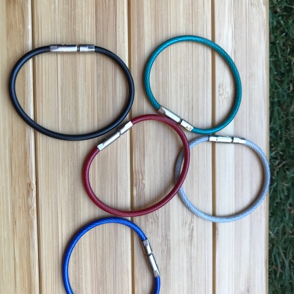 2 Official MLB /MiLB  Leather Baseball Keychain - Picture 4 of 8